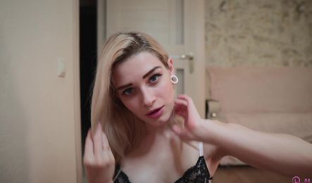 Как русская девушка сама пришла за сексом